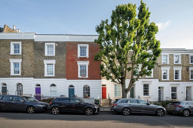 Offord Road, London 1 bed flat for sale