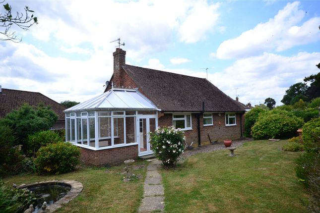 East Grinstead, West Sussex, RH19 2 bed bungalow for sale