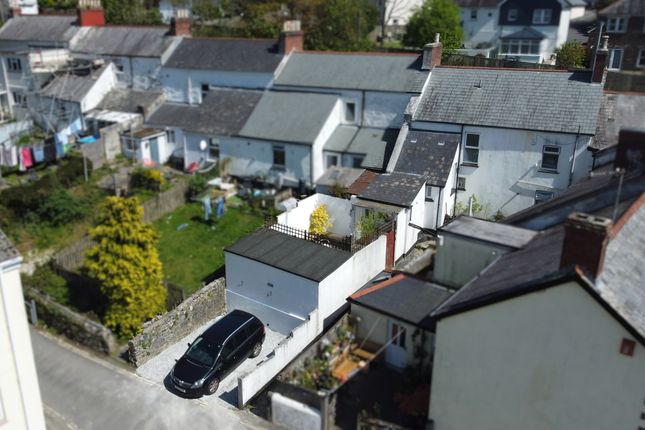 St. Austell PL25 3 bed terraced house for sale