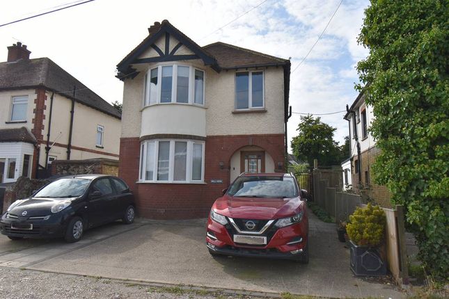 Stanley Road, Whitstable 3 bed detached house for sale