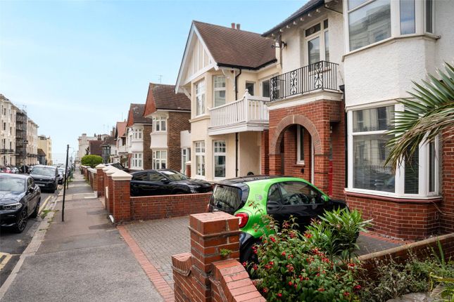 5 bed semi-detached house