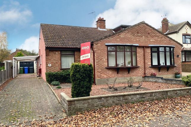 Long Road, Lowestoft, Suffolk, NR33 2 bed semi