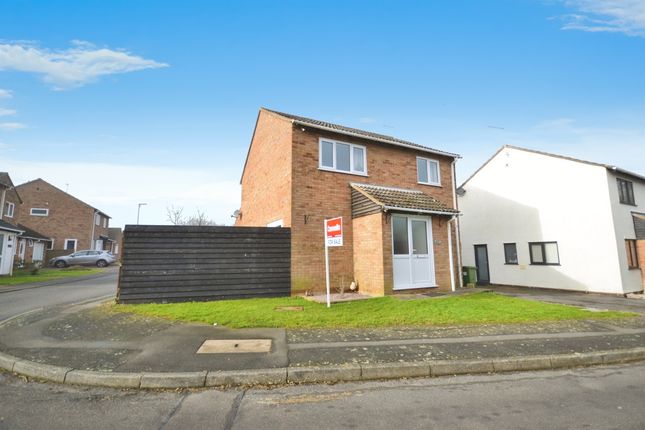 4 bed detached house