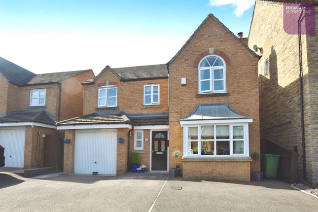 4 bed detached house