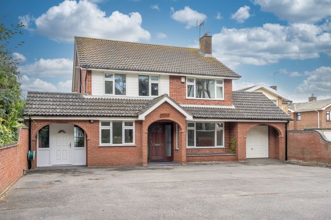 Corton Road, Lowestoft 4 bed detached house for sale