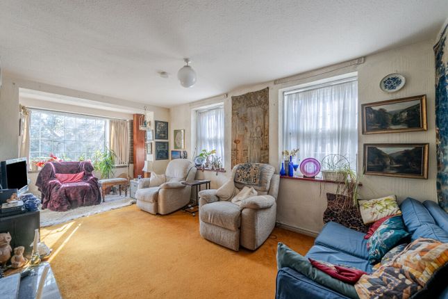 2 bed flat