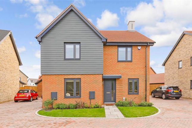 4 bed detached house