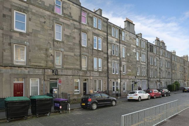 10/1 Springwell Place, Dalry... 1 bed ground floor flat for sale