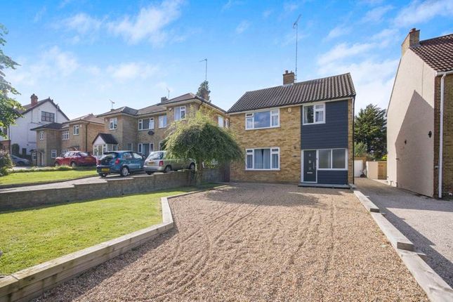 3 bed detached house