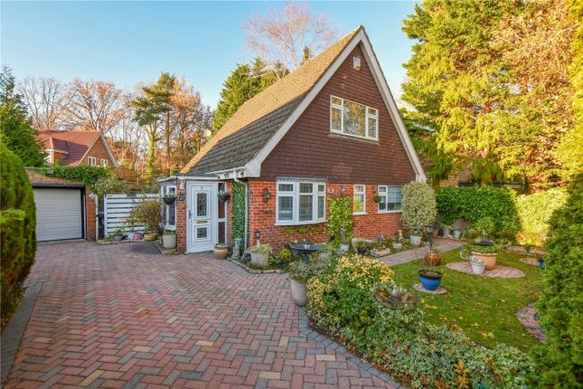 Foxcote, Wokingham RG40 3 bed detached house for sale