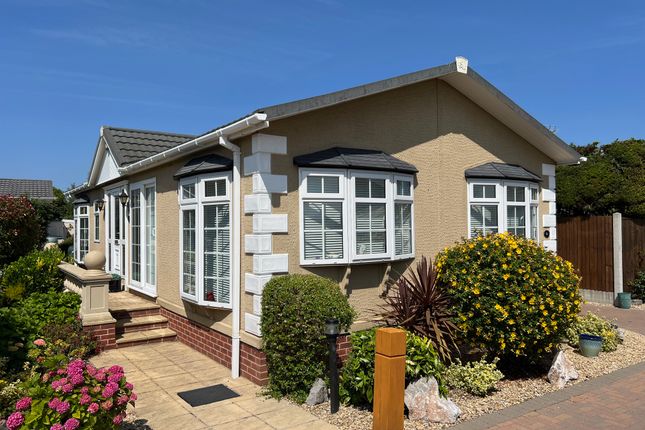 2 bedroom park home for sale