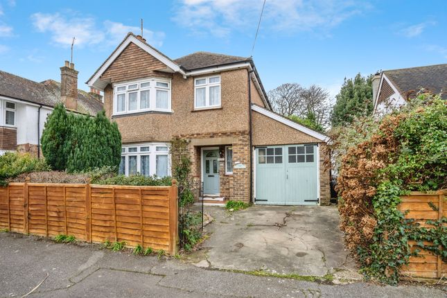 3 bed detached house