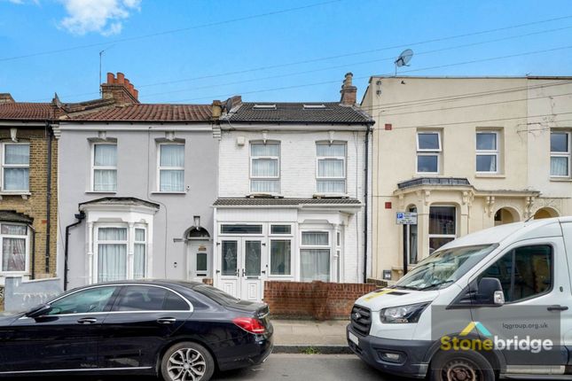 6 bedroom terraced house for sale