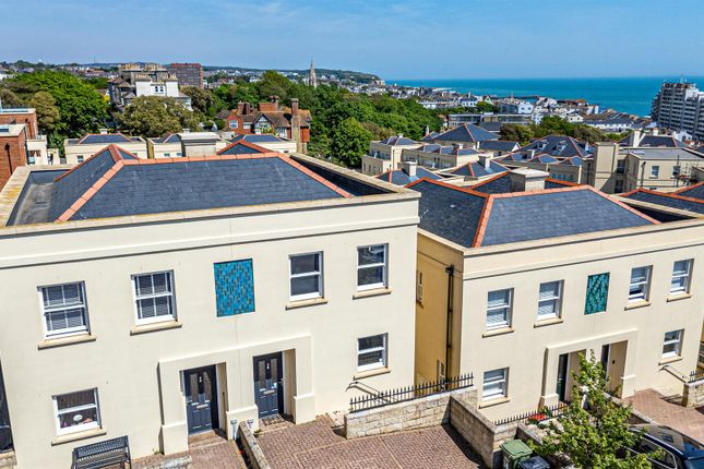 4 bedroom town house for sale