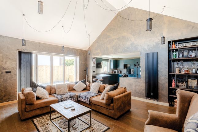 Stoke Lodge, Bristol BS34 3 bed bungalow for sale