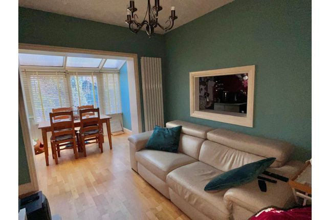 3 bed semi-detached house