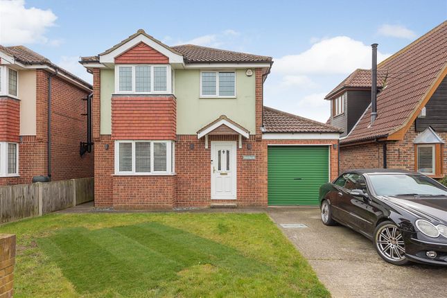 Spire Avenue, Whitstable 3 bed detached house for sale
