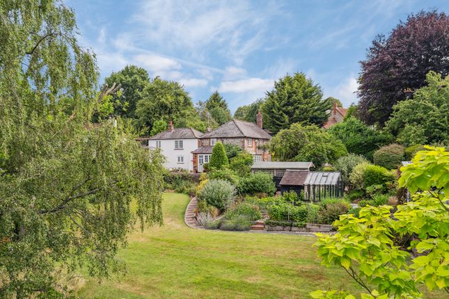 Radnage Common Road, Radnage 4 bed country house for sale