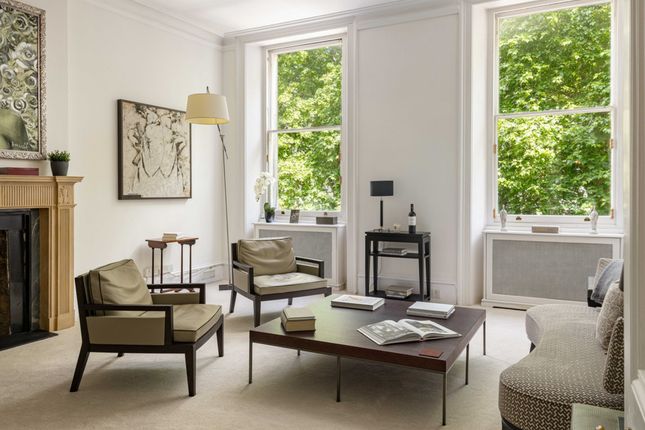 Ennismore Gardens, London, SW7 2 bed apartment for sale