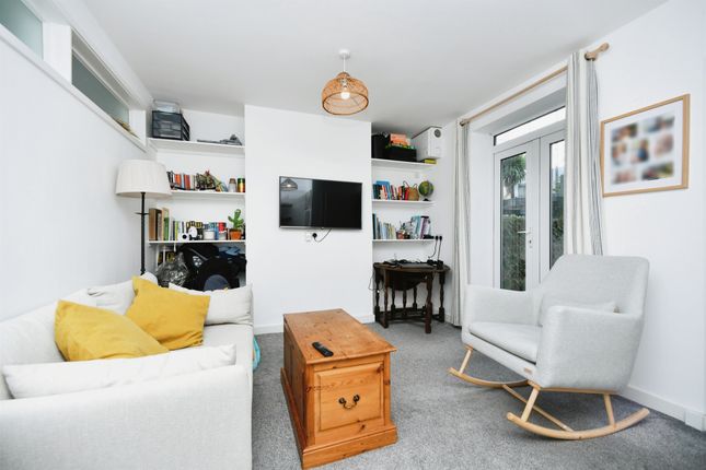 1 bed flat