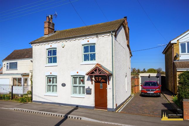 Lentons Lane, Aldermans Green... 3 bed cottage for sale