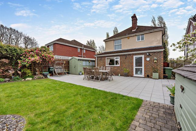 Sandling Lane, Penenden Heath, Maidstone 3 bed detached house for sale
