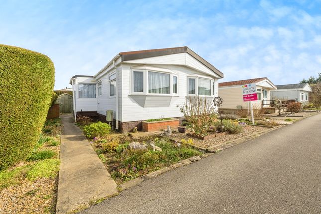 2 bedroom park home for sale