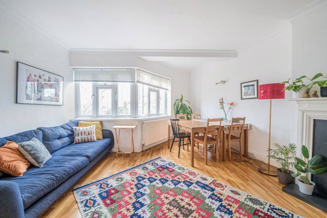 Hanger Green, Hanger Hill, London, W5 2 bed flat for sale