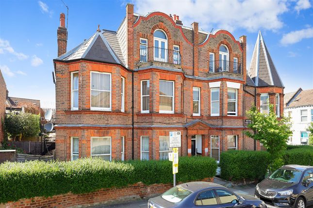 Chapter Road, London NW2 3 bed flat for sale