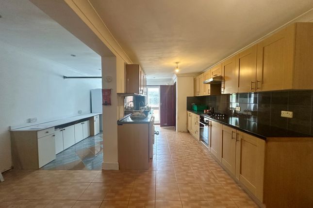 3 bed terraced house