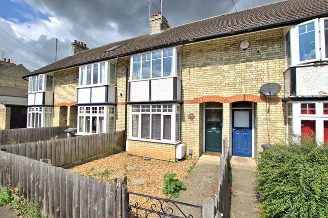 Cambridge CB4 3 bed terraced house for sale
