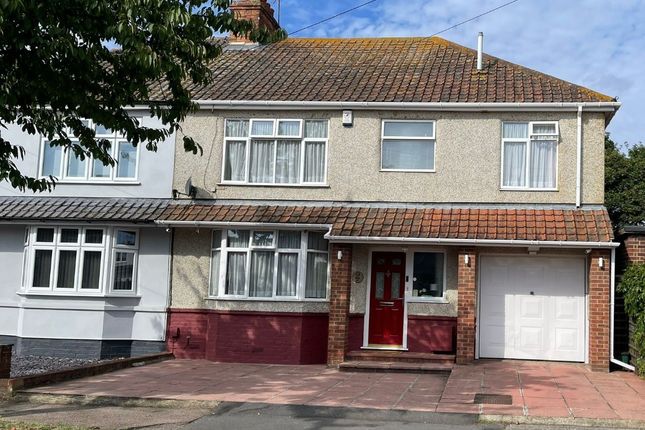 Springfield Road, Bexleyheath DA7 6 bed semi