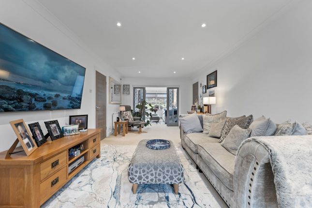 Denton Gardens, Pontefract WF7 4 bed link detached house for sale