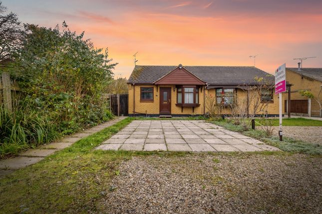 2 bedroom semi-detached bungalow for sale