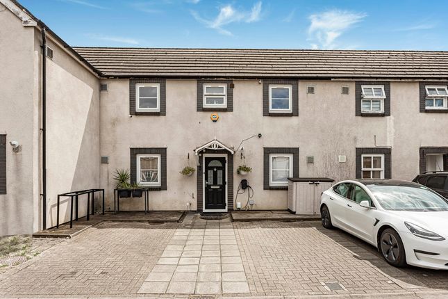 4 bed terraced house