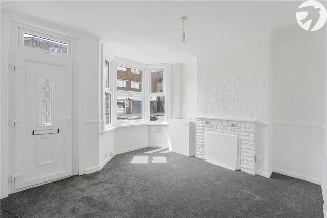 High Street, Swanscombe, Kent, DA10 2 bed terraced house for sale