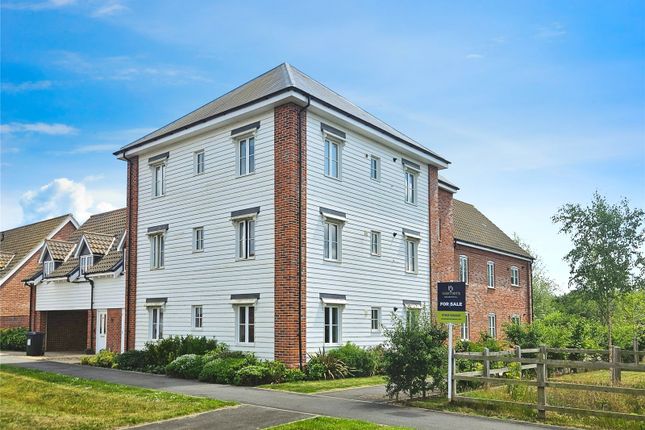 Heron Rise, Wymondham, Norfolk, NR18 2 bed apartment for sale