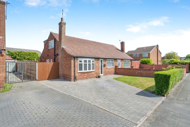 3 bed semi-detached bungalow