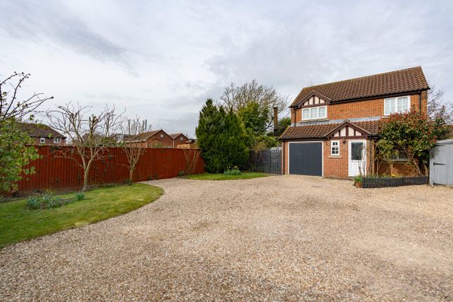 3 bed detached house