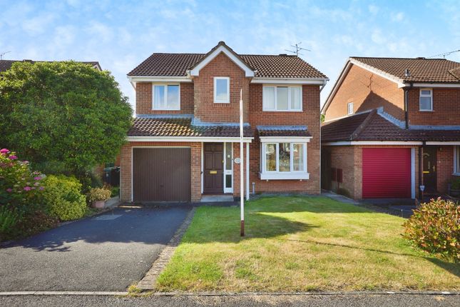 4 bed detached house