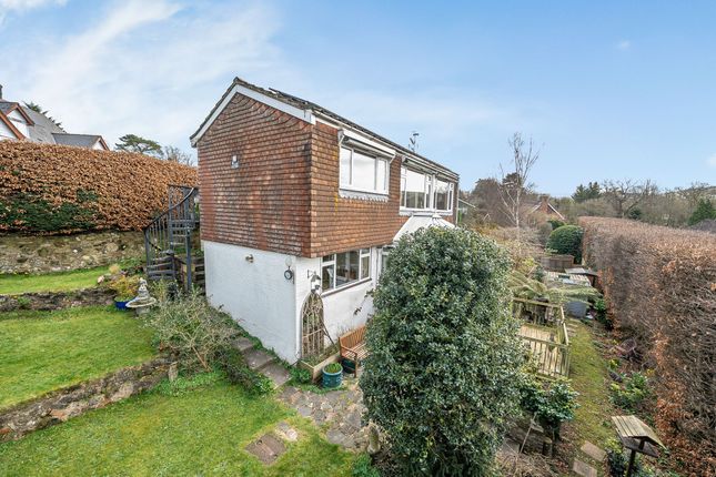 4 bed detached house