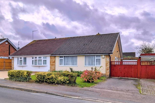 2 bedroom semi-detached bungalow for sale