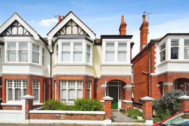 2 bed flat