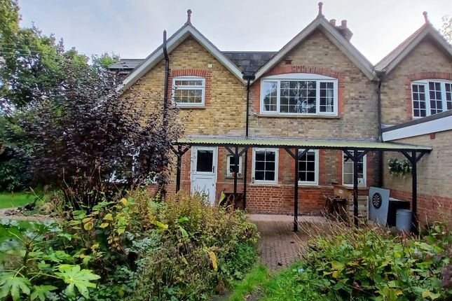 Harvel Road, Gravesend DA13 3 bed semi