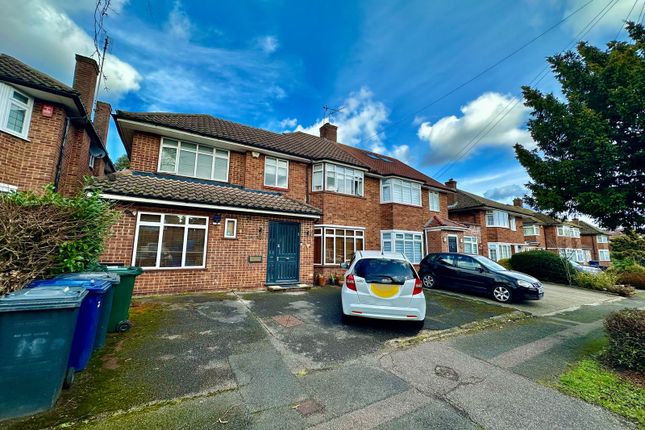 Francklyn Gardens, Edgware HA8 4 bed semi