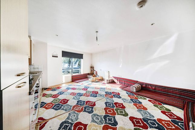 Buckingham Road, Edgware, HA8 1 bed flat for sale