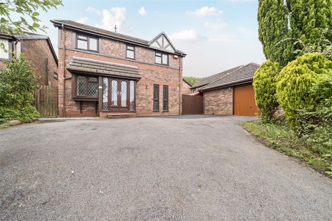 4 bed detached house