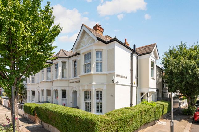 3 bed end terrace house