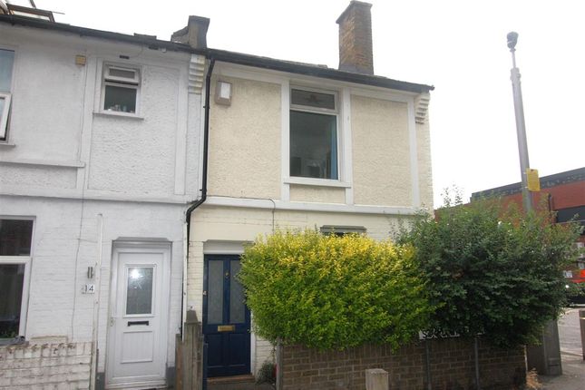 End of terrace house for sale