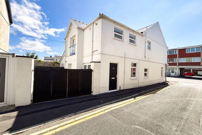 2 bed flat